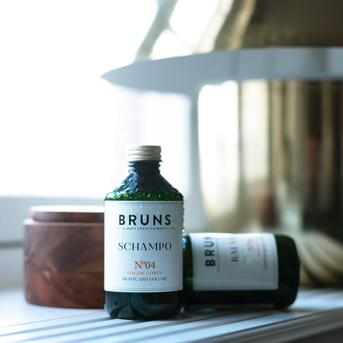 Detox shampoo voor vet en fijn haar, zonder sulfaat · BRUNS Nº04